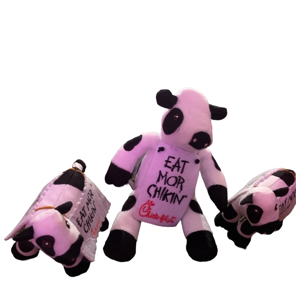 Chick-fil-A stuffed animal mascots